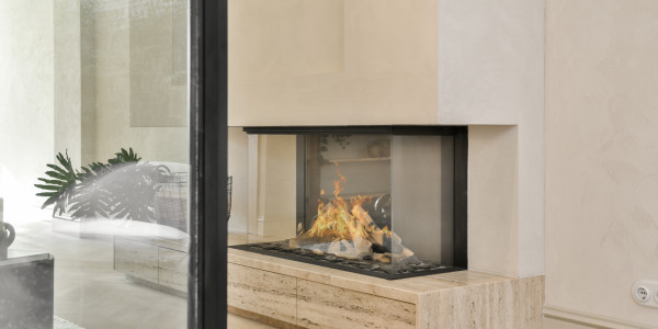 Comprar / Vender Dúplex y Áticos en Cava · con Chimenea